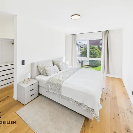 Apartman Spacious 3br Flat - Center Ramstein